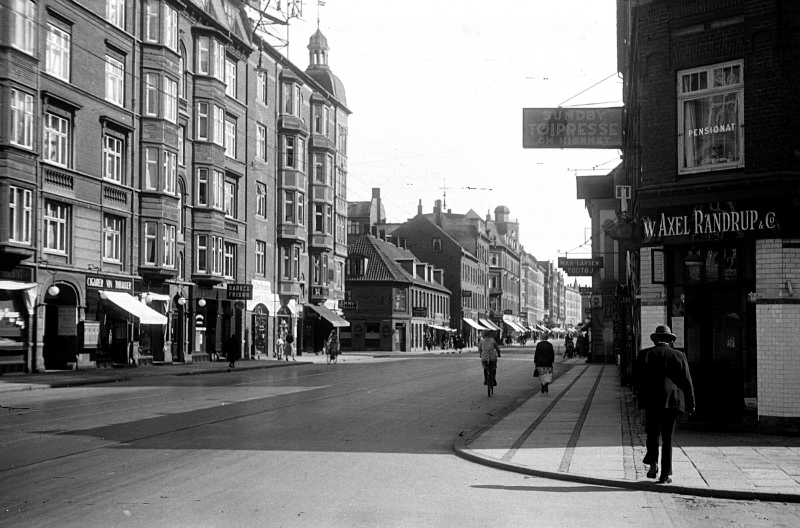 Billedet er fra grandts.dk. Fotoet er fra 1935 basar-pensionat