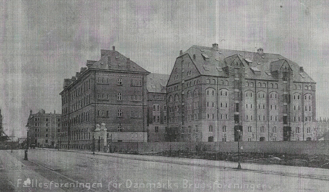 Njalsgården. Tilhører Islands brygges lokalarkiv