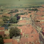 Nåh, sådan ser en kirke med 1½ kirketårn ud?